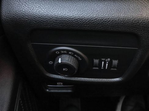 New 2025 Jeep Grand Cherokee Limited image 28