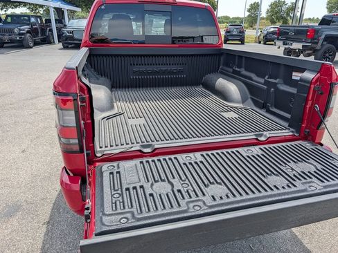 Used 2026 Nissan Frontier PRO-4X AWD/4WD image 31