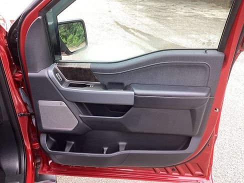 Used 2023 Ford F150 Lariat w/ Equipment Group 502A High RWD image 33