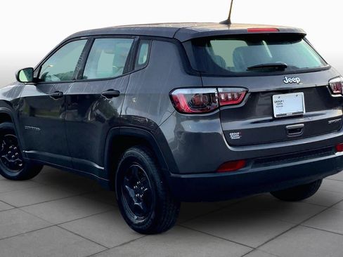 Used 2021 Jeep Compass Sport w/ Cold Weather Group FWD image 12