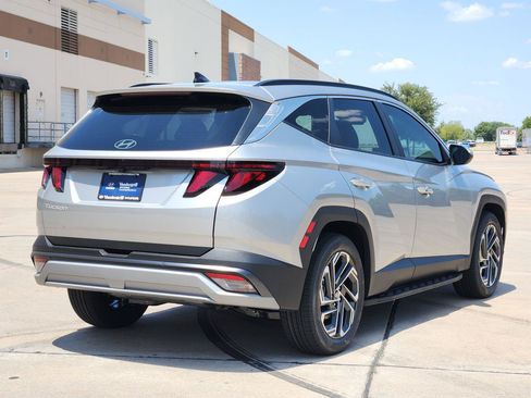 New 2026 Hyundai Tucson SEL Plus FWD image 4