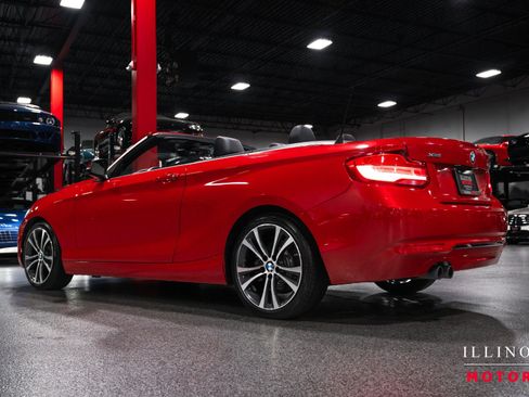 Used 2019 BMW 230i xDrive Convertible w/ Premium Package AWD/4WD image 3