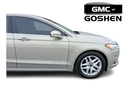Used 2015 Ford Fusion SE w/ Equipment Group 202A image 10