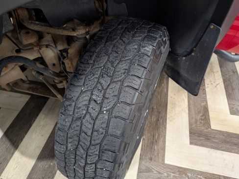 Used 2011 GMC Sierra 2500 SLE w/ SLE Preferred Package image 20