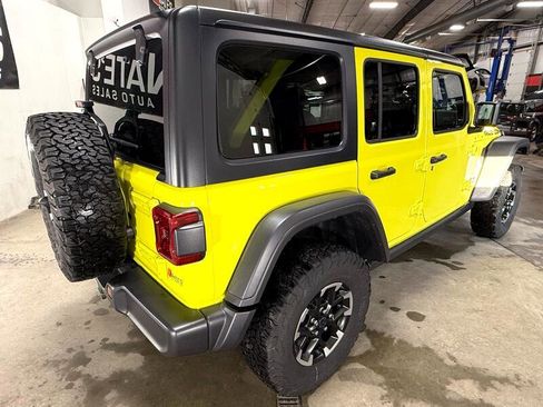 Used 2024 Jeep Wrangler Unlimited Rubicon 4xe image 7