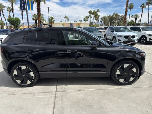 New 2026 Volvo EX30 Plus w/ Climate Package AWD/4WD image 8