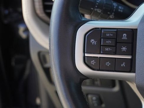 Used 2024 Ford Expedition Limited AWD/4WD image 31