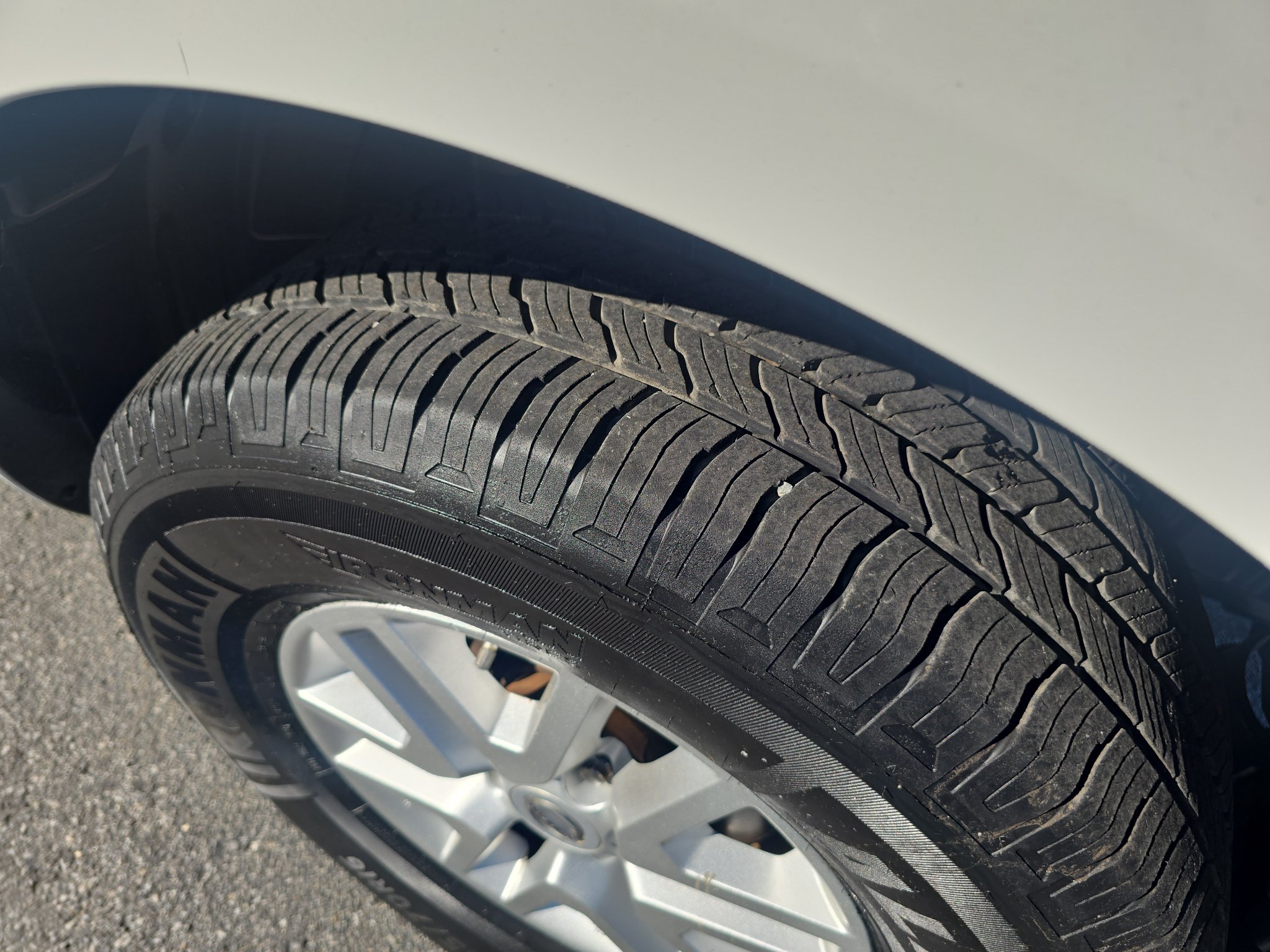 Used 2018 Nissan Frontier SV RWD image 28