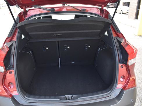 Used 2020 Nissan Kicks SR image 48