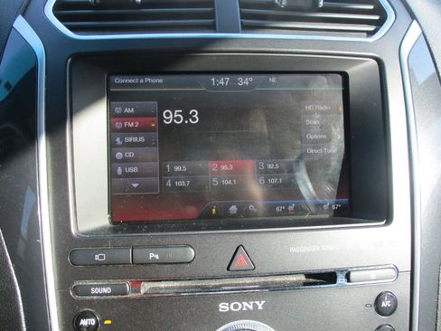 Used 2016 Ford Explorer Sport w/ Equipment Group 401A image 31