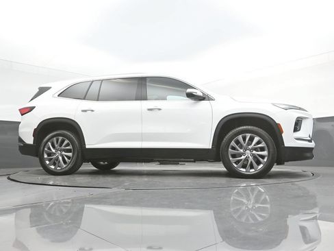 Used 2026 Buick Enclave Preferred w/ Power Package FWD image 50