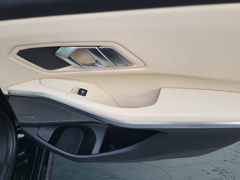 Used 2019 BMW 330i xDrive Sedan image 15