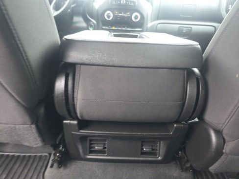 Used 2023 Chevrolet Silverado 1500 Custom image 24