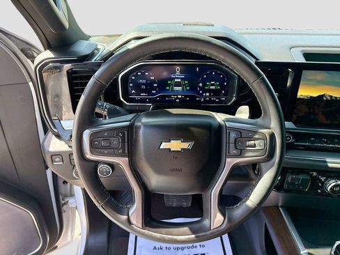 Used 2023 Chevrolet Silverado 1500 High Country w/ Technology Package AWD/4WD image 14