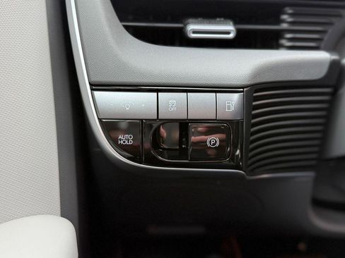 New 2026 Hyundai Ioniq 5 SE image 20