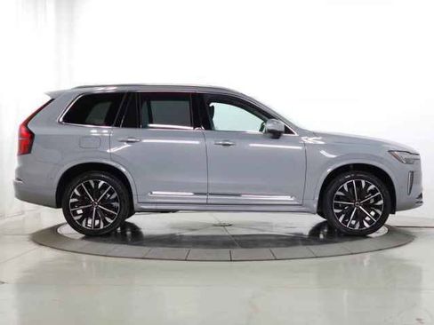 Certified 2026 Volvo XC90 B6 Plus AWD/4WD image 14