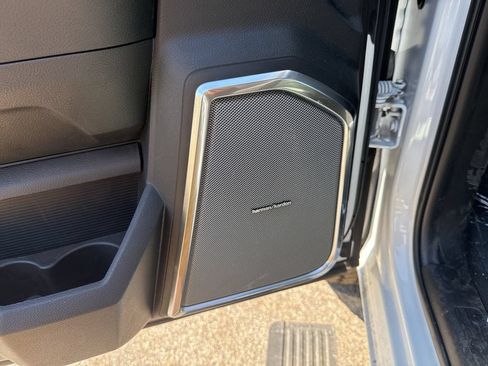 New 2026 RAM 2500 Laramie AWD/4WD image 21