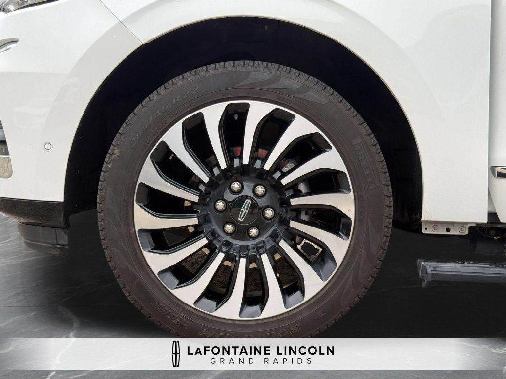 Certified 2023 Lincoln Navigator Black Label AWD/4WD image 33