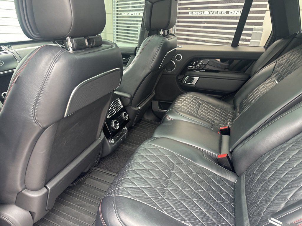 Used 2020 Land Rover Range Rover SV Autobiography Dynamic AWD/4WD image 15