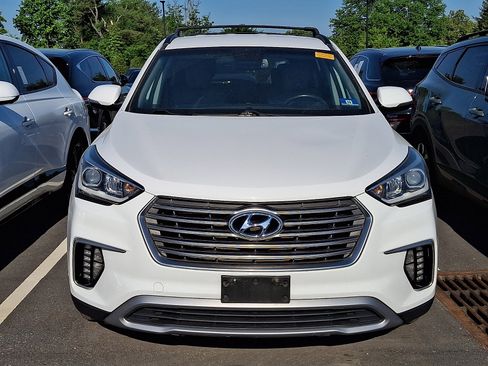 Used 2018 Hyundai Santa Fe SE w/ SE Premium Package 02 AWD/4WD image 3