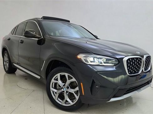 Used 2025 BMW X4 xDrive30i image 1