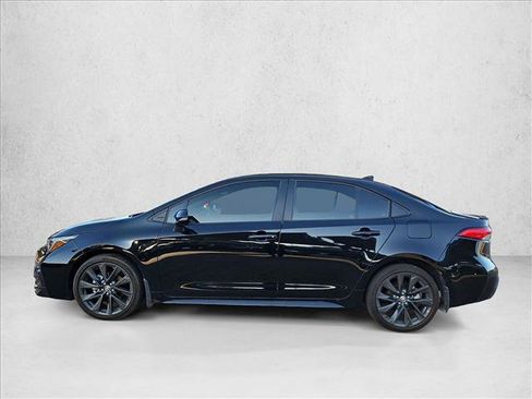 Used 2025 Toyota Corolla SE FWD image 8