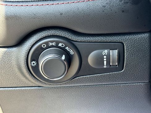 Certified 2025 Dodge Durango GT AWD/4WD image 18