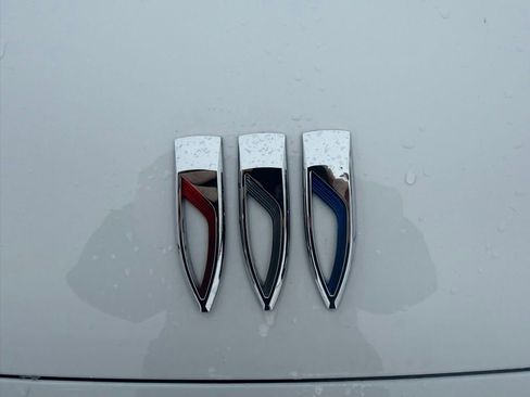 Used 2025 Buick Enclave Preferred image 19