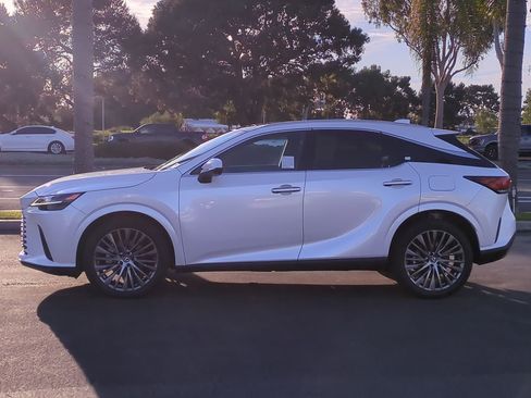 Certified 2023 Lexus RX 350 AWD image 9