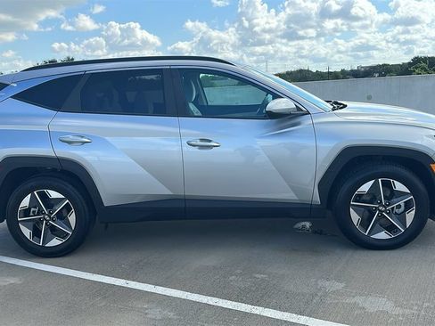 Used 2025 Hyundai Tucson SEL FWD image 13