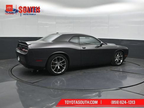 Used 2022 Dodge Challenger GT RWD image 2