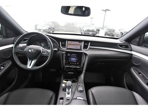 Used 2020 INFINITI QX50 Essential w/ Edition 30 Package image 9