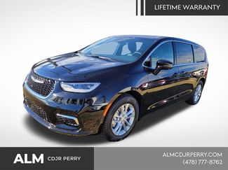 New 2026 Chrysler Pacifica Select FWD video 1