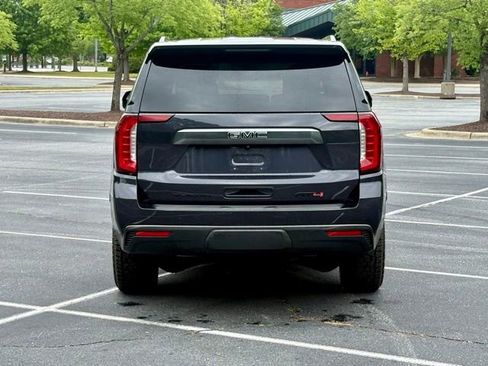 Used 2023 GMC Yukon AT4 w/ Technology Package AWD/4WD image 6