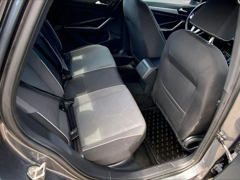 Used 2025 Volkswagen Jetta Sport FWD image 19