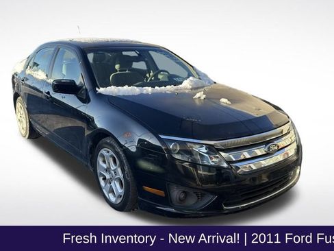 Used 2011 Ford Fusion SE w/ 202A Rapid Spec Order Code image 1