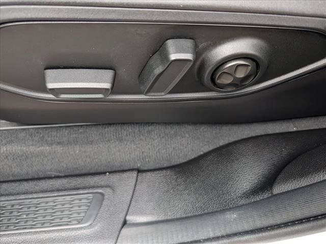 Used 2024 Jeep Grand Cherokee Altitude AWD/4WD image 29