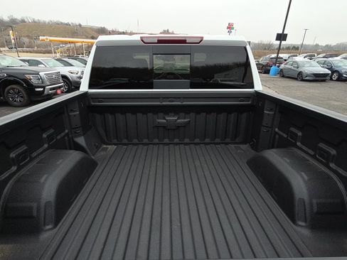 New 2026 Chevrolet Silverado 1500 LT Trail Boss w/ Convenience Package II image 8