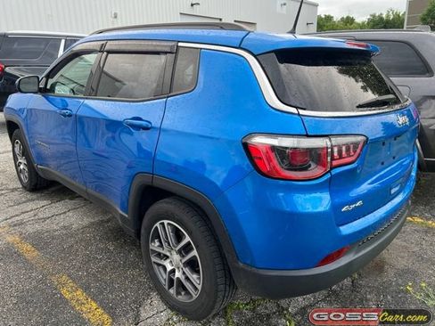Used 2018 Jeep Compass Latitude w/ Cold Weather Group AWD/4WD image 4