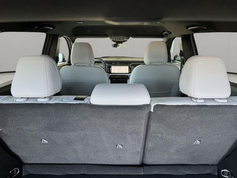 New 2026 Jeep Cherokee Limited AWD/4WD image 7