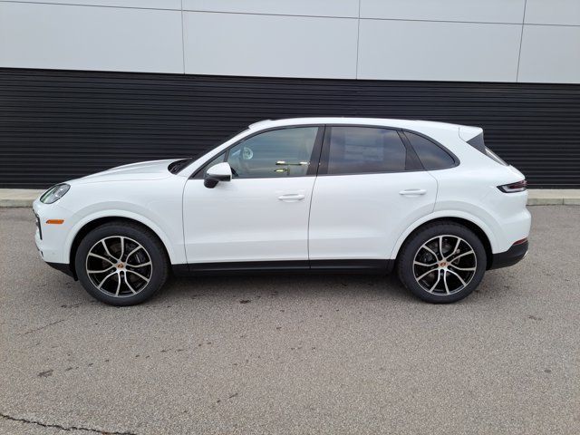Used 2026 Porsche Cayenne AWD/4WD image 2