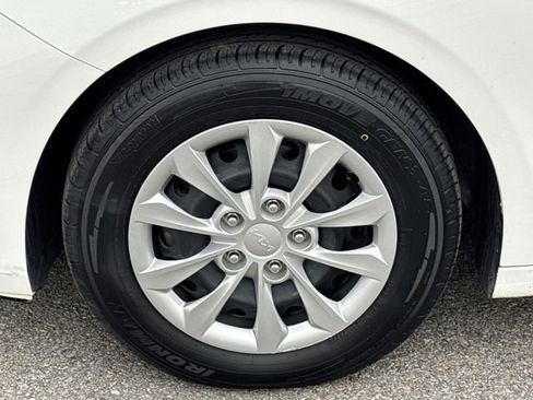 Certified 2024 Kia Forte LX image 20