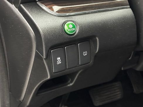 Used 2016 Honda CR-V EX-L image 18