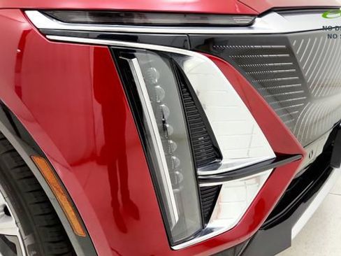 Used 2024 Cadillac Lyriq Tech w/ LPO, Floor Liner Package AWD/4WD image 22