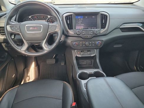 Used 2022 GMC Terrain AT4 w/ Infotainment Package II image 10