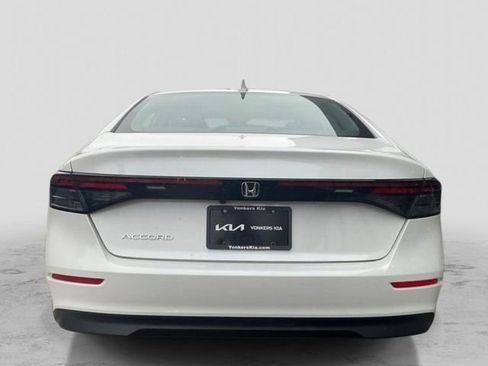 Used 2025 Honda Accord LX image 5
