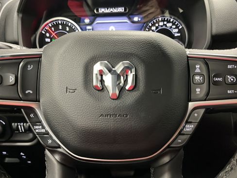 New 2026 RAM 1500 Big Horn AWD/4WD image 15