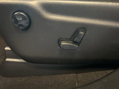 Used 2024 Dodge Durango GT image 21