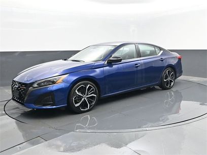 Used 2024 Nissan Altima 2.5 SR