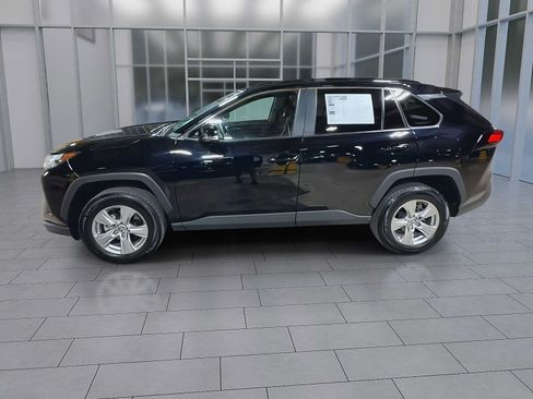 Certified 2025 Toyota RAV4 XLE AWD/4WD image 5